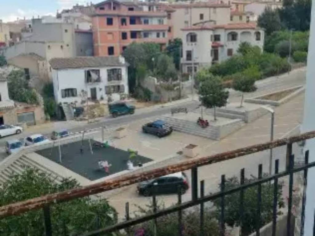 Casa indipendente a Oliena in Via Giosuè Carducci - Foto 4