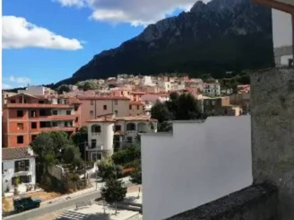 Casa indipendente a Oliena in Via Giosuè Carducci - Foto 5