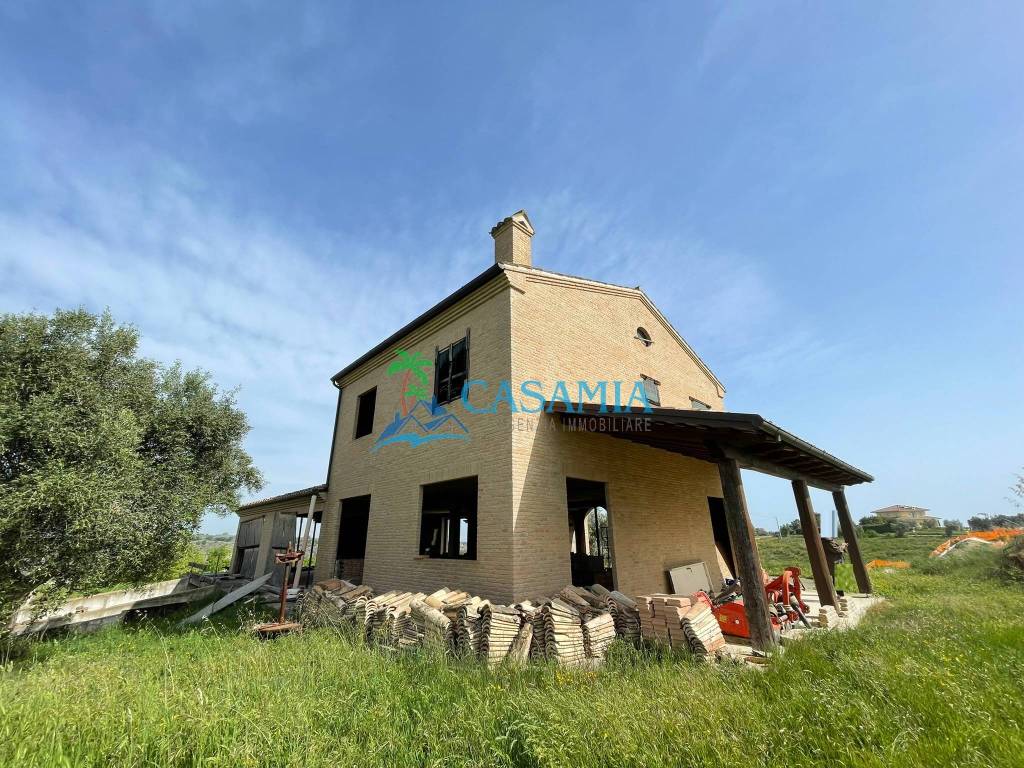 Villa a Cupra marittima in Contrada Sant'Andrea, 118 - Foto 3