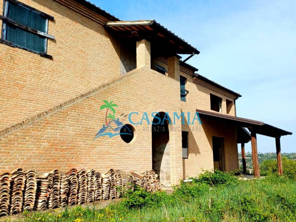 Villa a Cupra marittima in Contrada Sant'Andrea, 118 - Foto 4