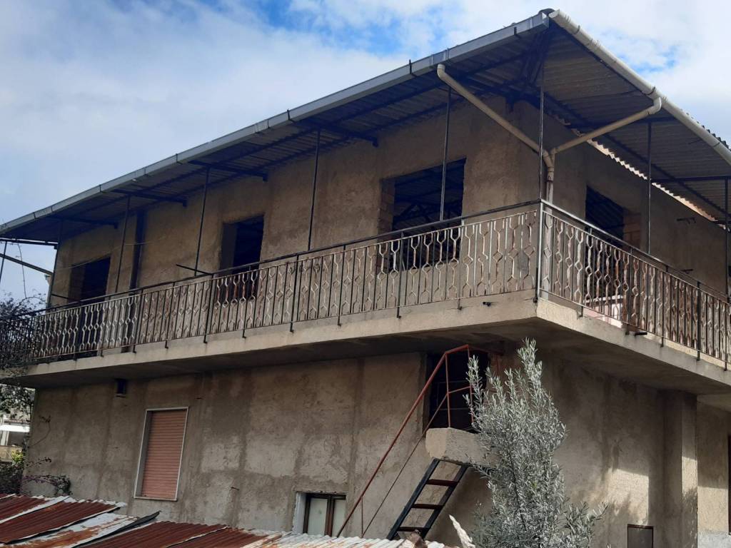 Palazzo / stabile a Reggio calabria in Via Vito Inferiore - Foto 2