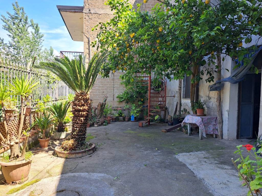 Casa indipendente a Maddaloni in Via Ponti della Valle - Foto 4