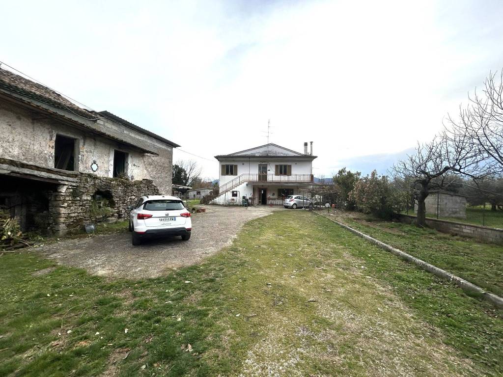 Villa a Anagni in Via Madonna di Tufano - Foto 2