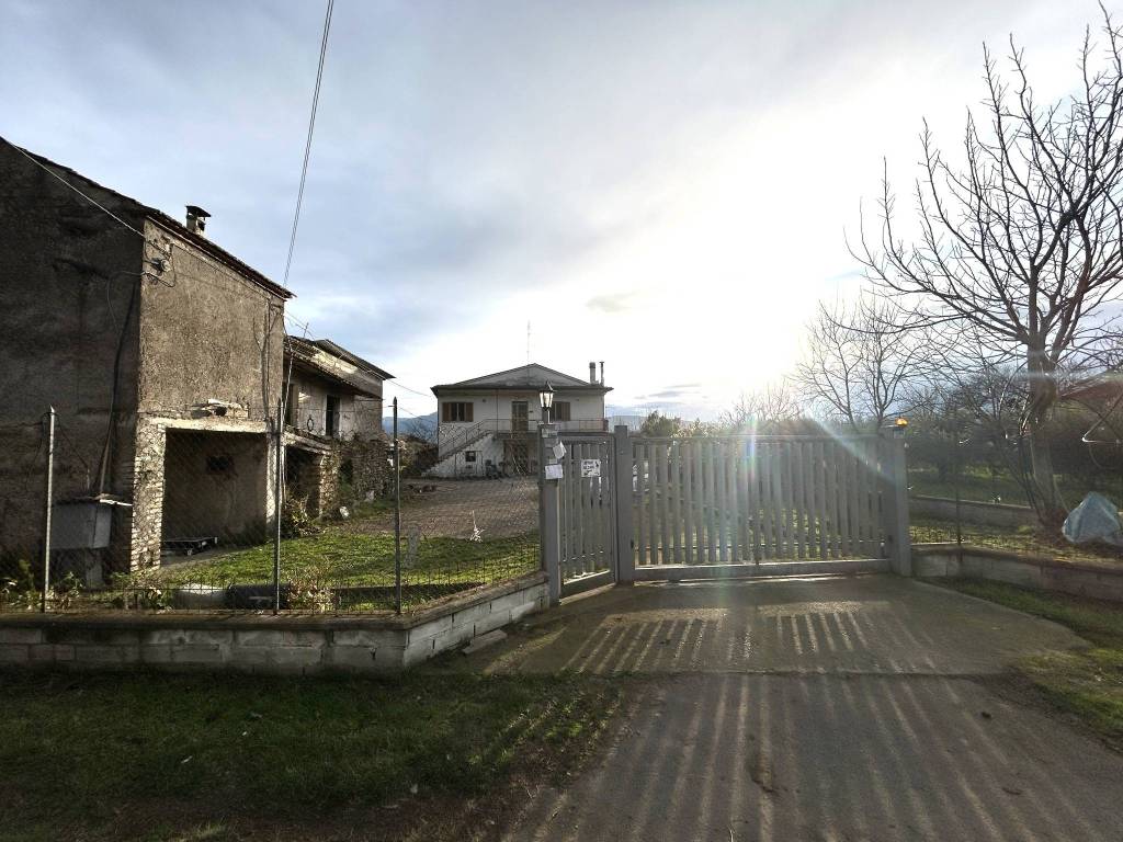 Villa a Anagni in Via Madonna di Tufano - Foto 3
