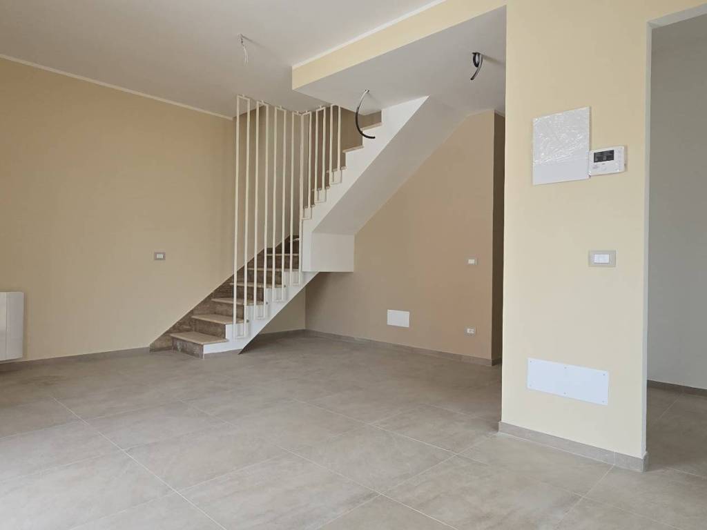 Villa a Aprilia in Via Nettunense, 25 - Foto 2