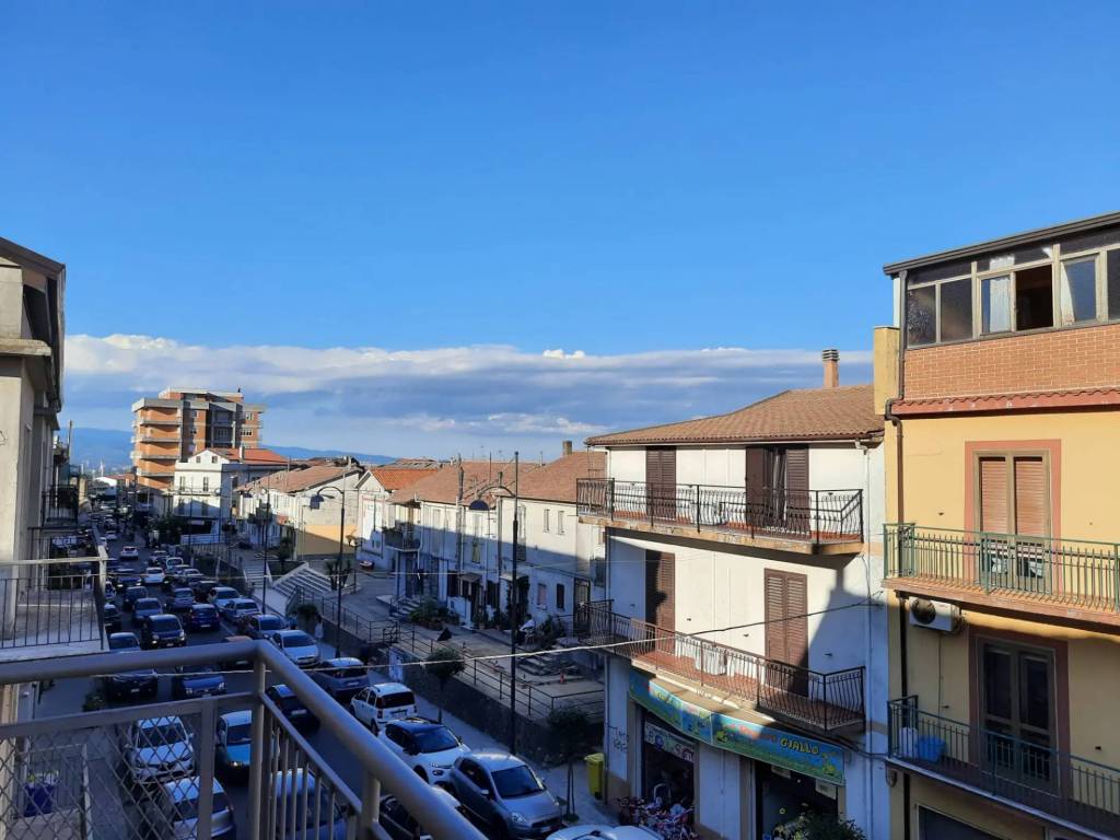 Palazzo / stabile a Girifalco in Viale Antonio Migliaccio - Foto 4