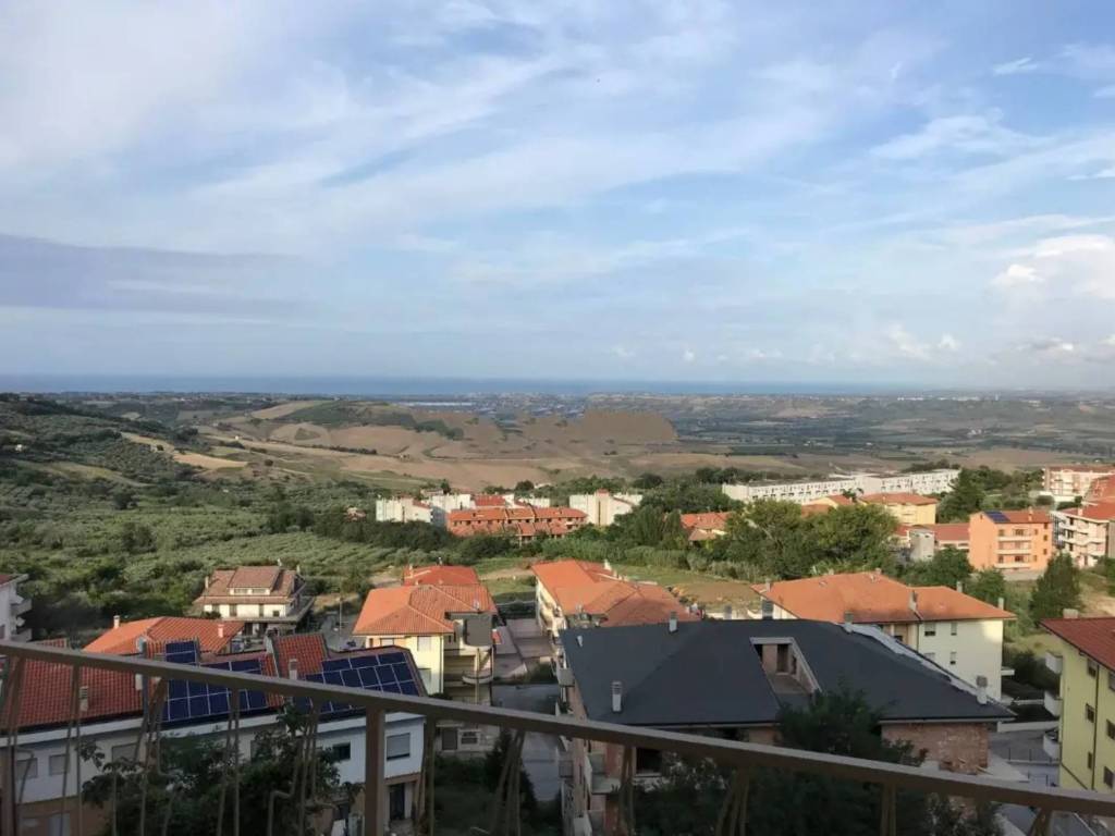 Appartamento a Guglionesi in Viale Margherita - Foto 3