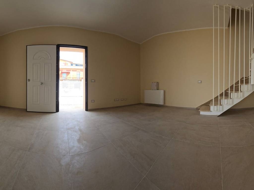 Villa a Aprilia in Via Nettunense, 25 - Foto 2