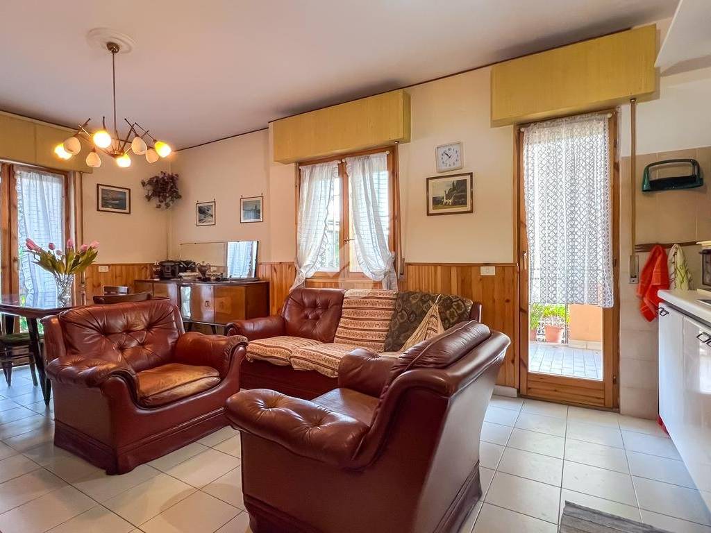 Appartamento a Formia in Via Quinto Aurelio Simmaco, 39 - Foto 3