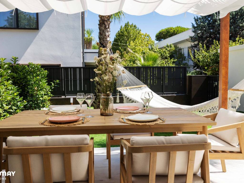 Casa indipendente a Riccione in Viale Fabio Filzi, 11 - Foto 3