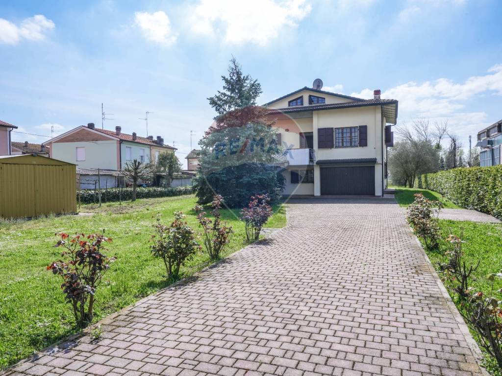 Casa indipendente a Lugo in Via Stradone Bentivoglio - Foto 4
