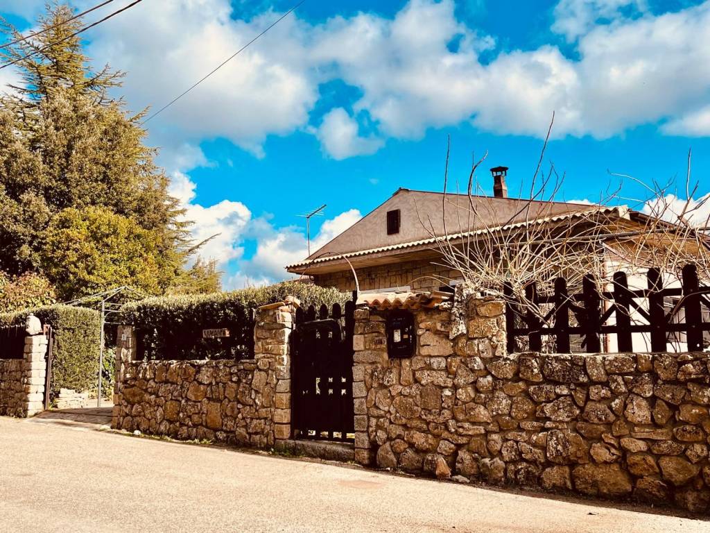 Villa a Sadali in Via Piave - Foto 2