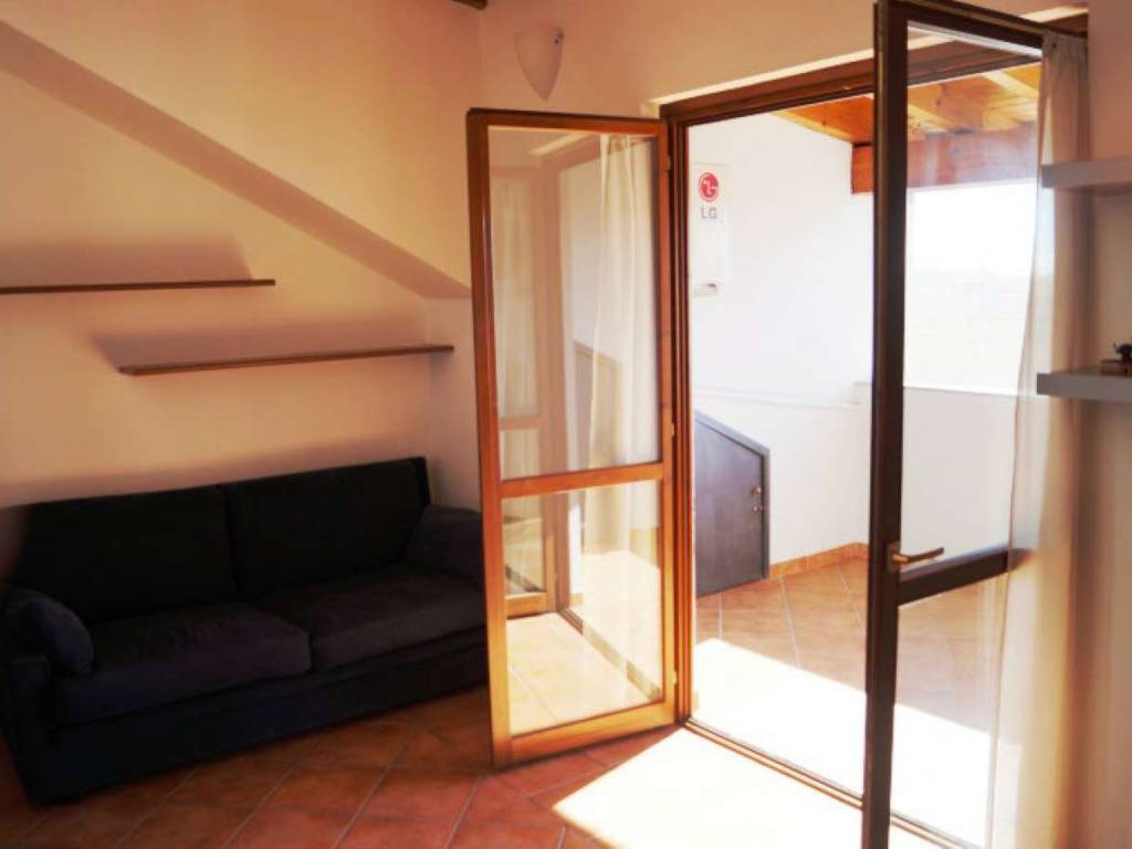 Appartamento a Borgo ticino in via LEONARDO DA VINCI - Foto 4