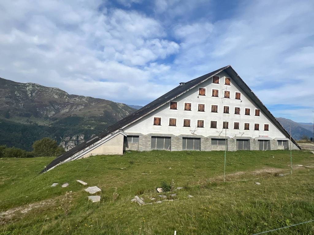 Palazzo / stabile a Bagnolo piemonte in Via Cave - Foto 2