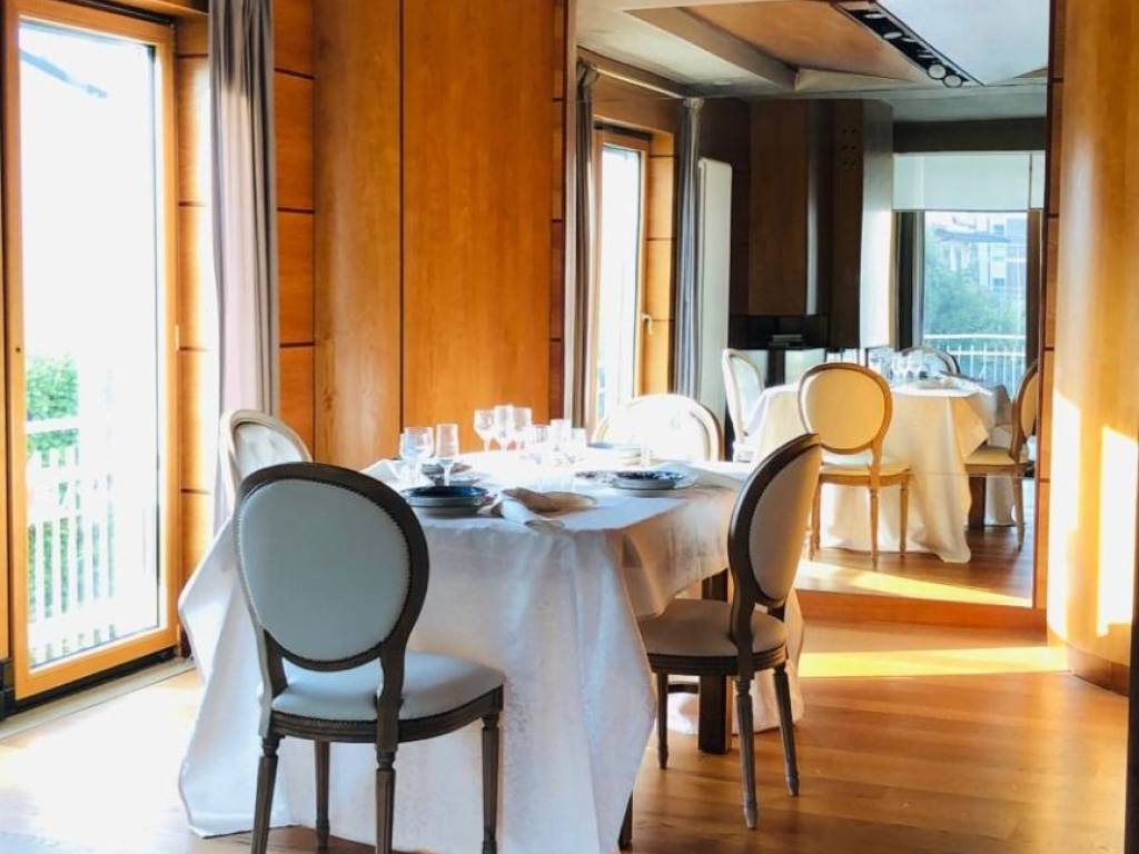 Villa a Bassano del grappa in Via San Carlo Borromeo, 5 - Foto 4