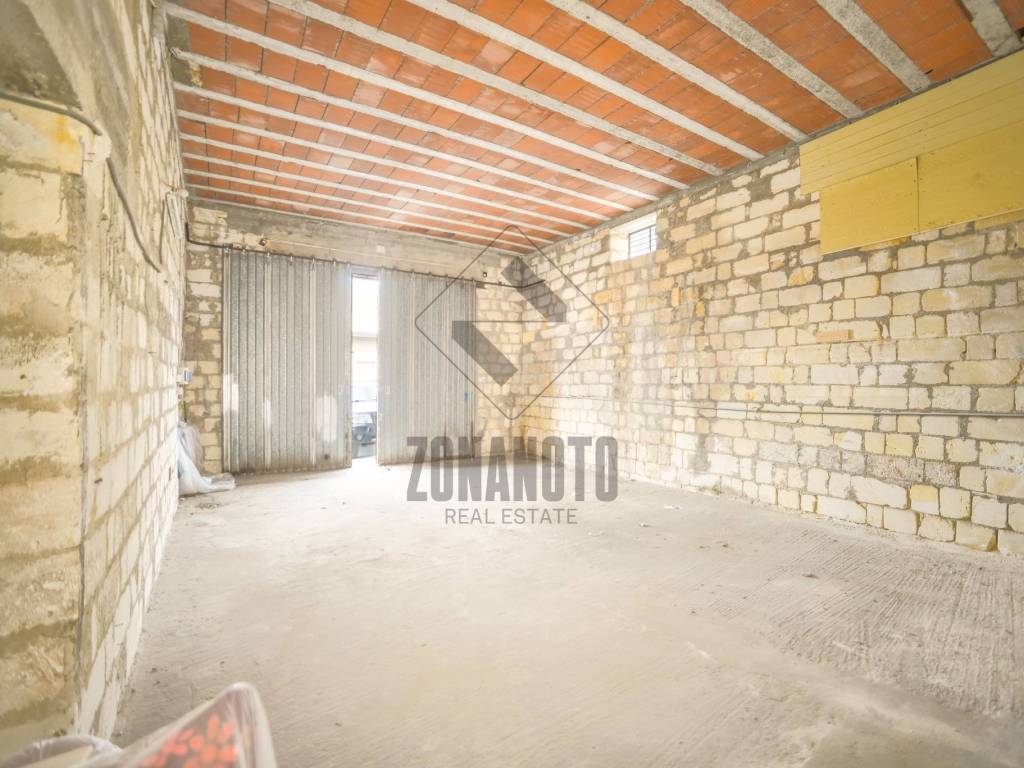 Loft / open space a Noto in Largo Nazario Sauro, 3 - Foto 3