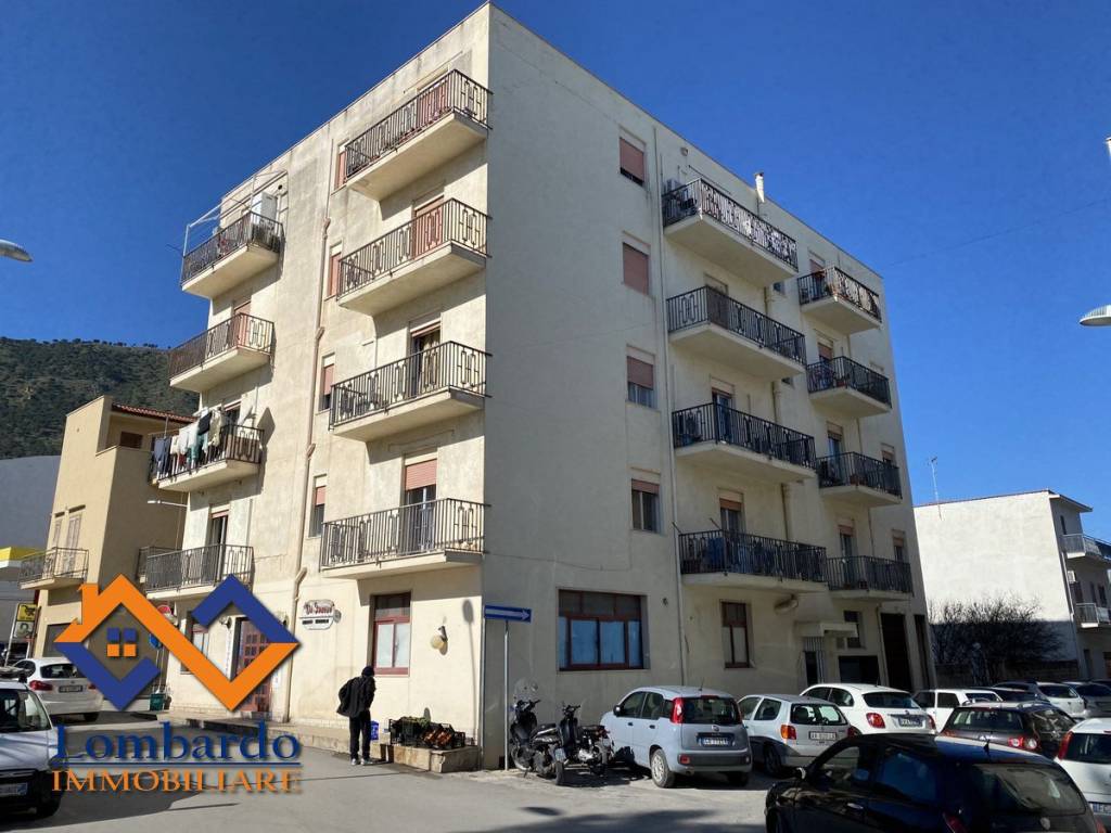 Appartamento a Castellammare del golfo in Via della Repubblica - Foto 4