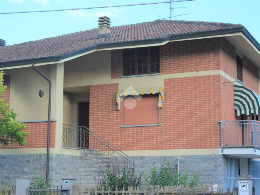 Villa a Agliano terme in Via SP59, 123 - Foto 3