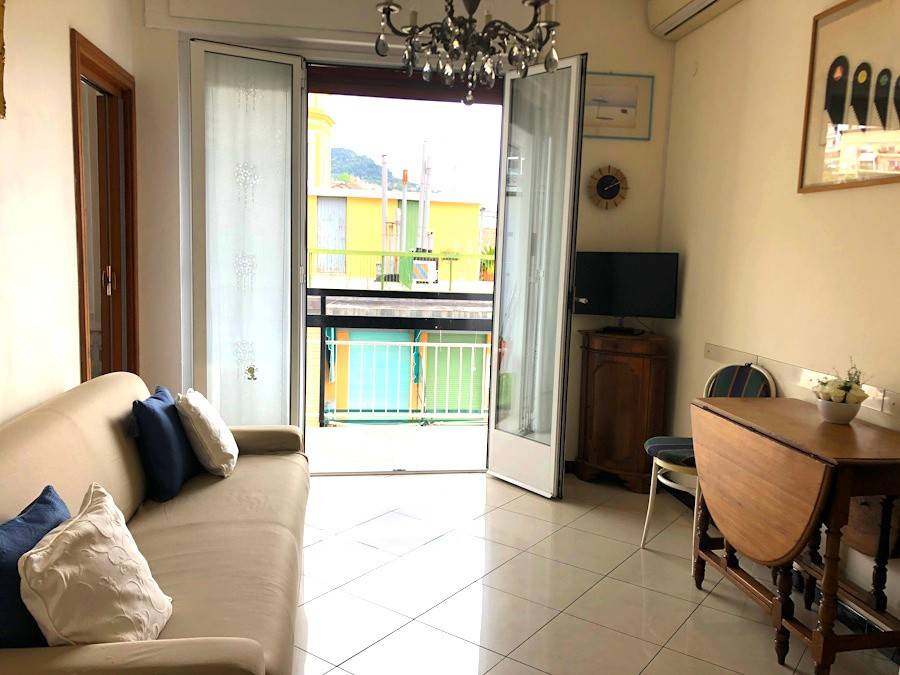 Appartamento a Finale ligure in Via Bardineto - Foto 4