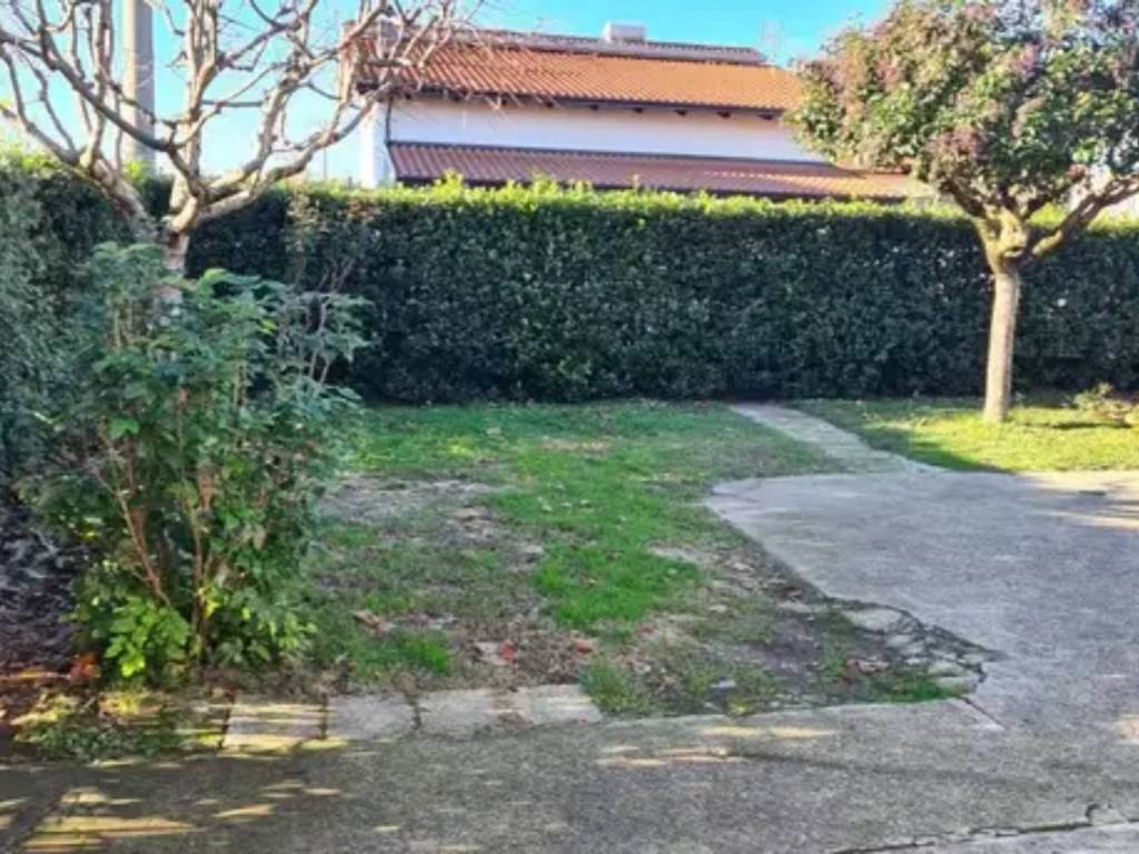 Casa indipendente a Arce in Via Campanile - Foto 4