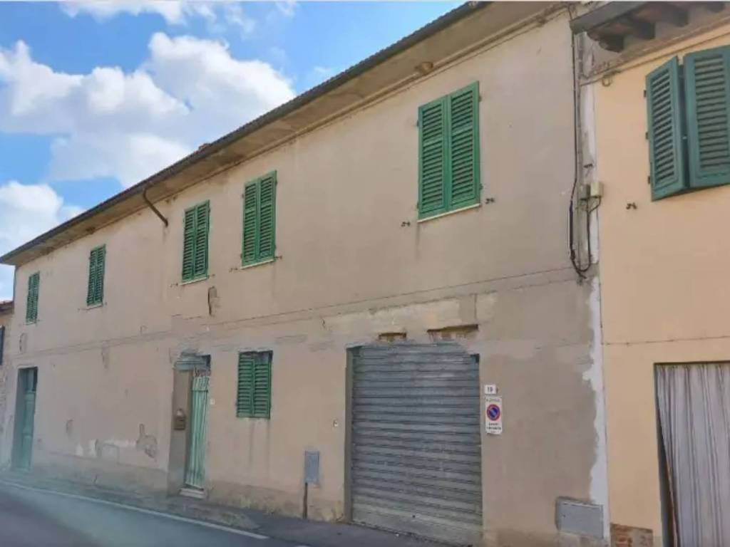 Appartamento a Montevarchi in Via di Nusenna - Foto 3