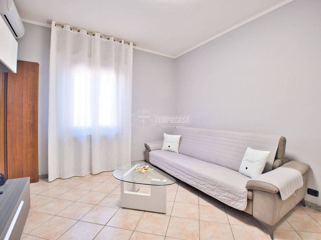 Appartamento a Novara in Via Luigi Orelli - Foto 2