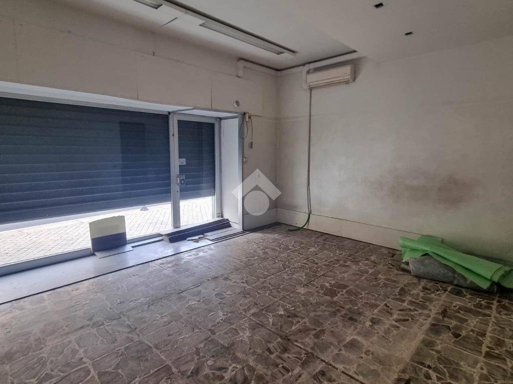 Immobile a Cassago brianza in PIAZZA DUCA UBERTO VISCONTI DI MODRONE, 1 - Foto 2