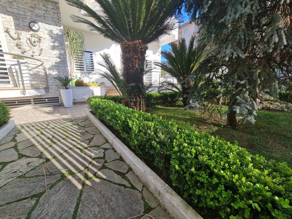 Villa a Aversa in Via Amedeo Maiuri - Foto 4