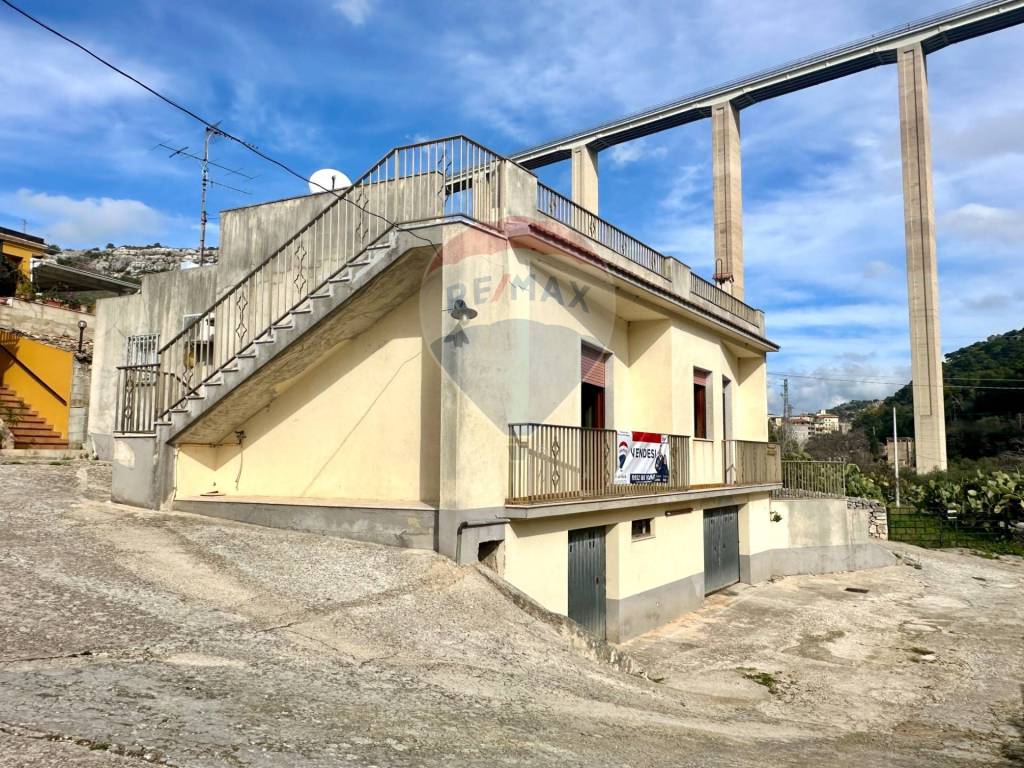 Villa a Modica in Via Fiumara, 8 - Foto 2