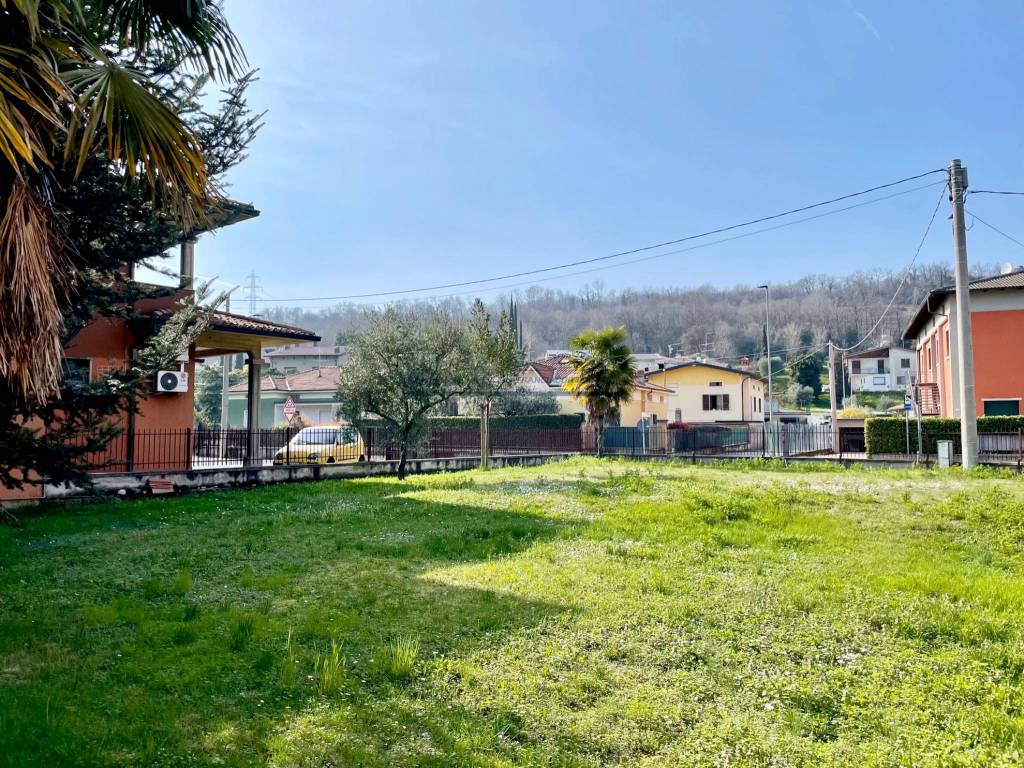 Terreno a Corte franca in Via Villa, 1 - Foto 3