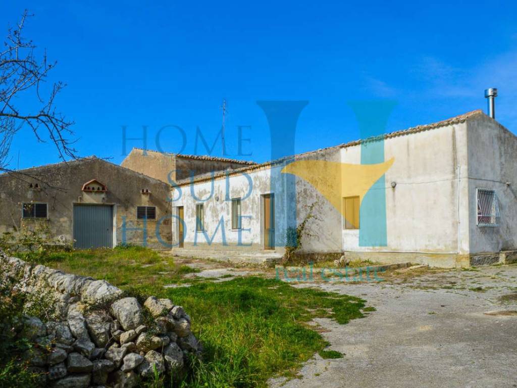 Rustico / casale a Noto in via Tommaso Fazello - Foto 2