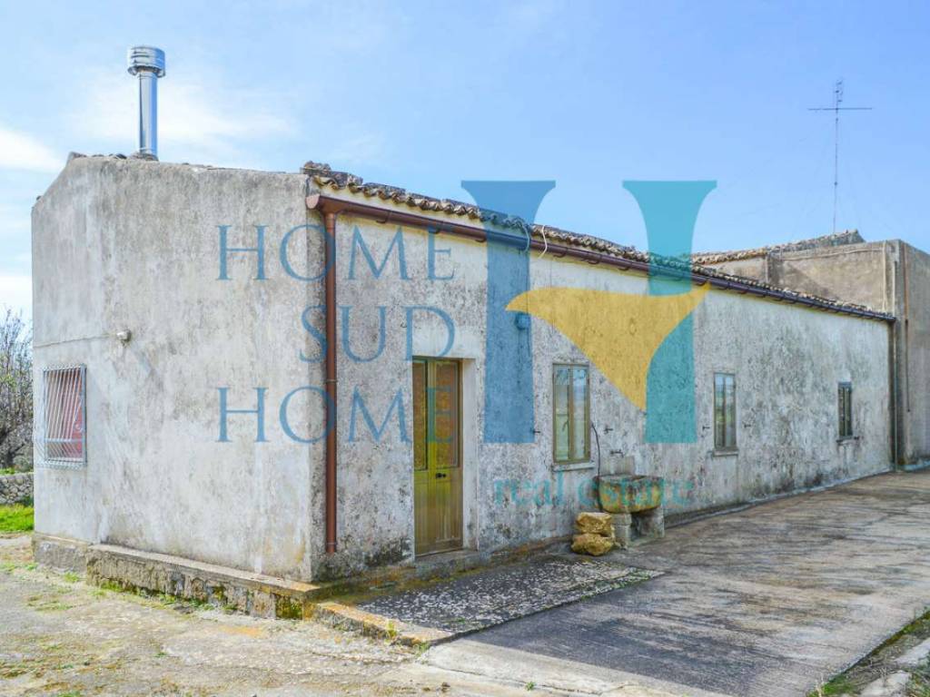 Rustico / casale a Noto in via Tommaso Fazello - Foto 4