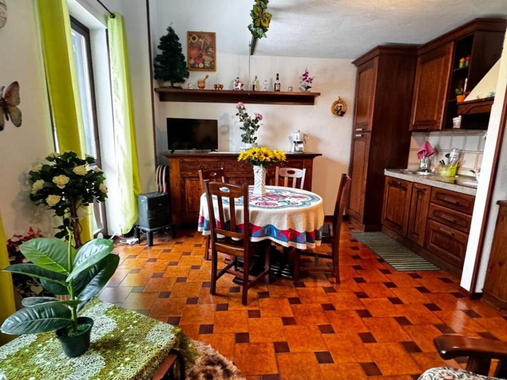 Appartamento a Bagnolo piemonte in Via Cave, 593 - Foto 2