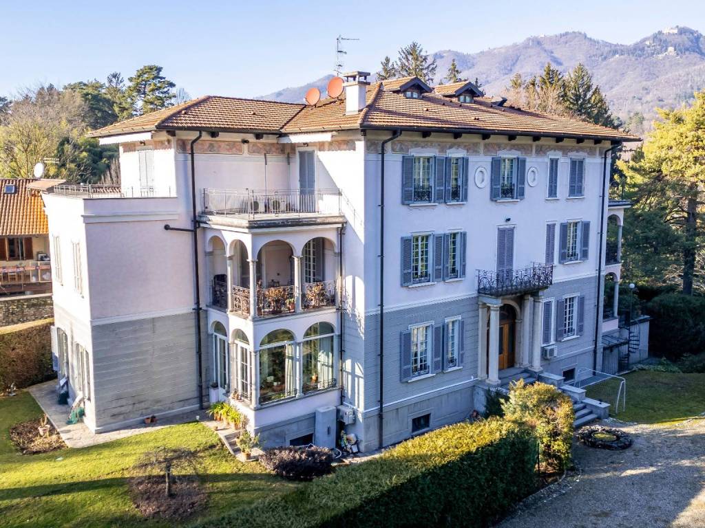 Appartamento a Varese in Via Francesco Caracciolo, 87 - Foto 4