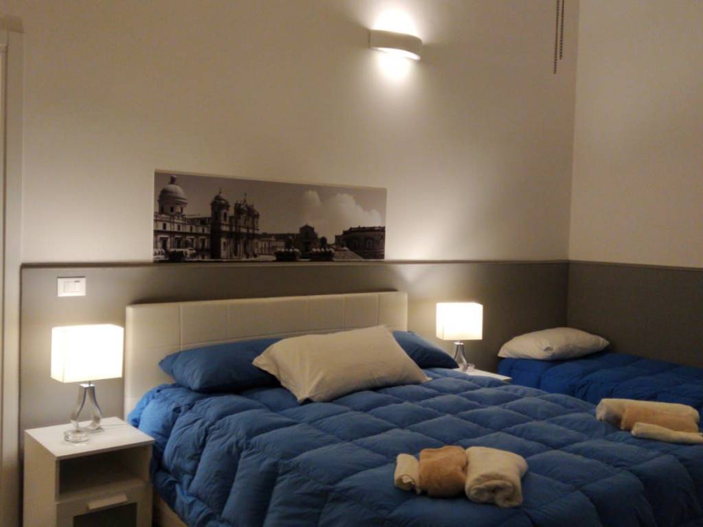 Villa a Noto in Via Principe Umberto - Foto 2