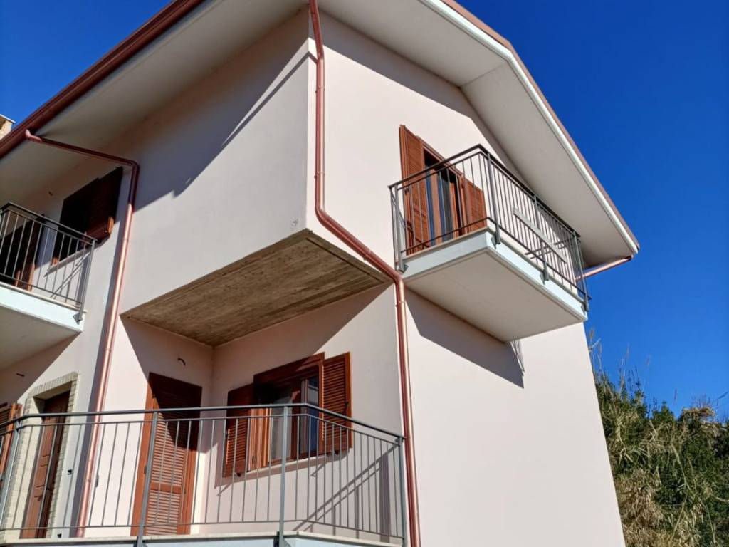 Villetta a schiera a Bucchianico in Via Santa Chiara - Foto 3