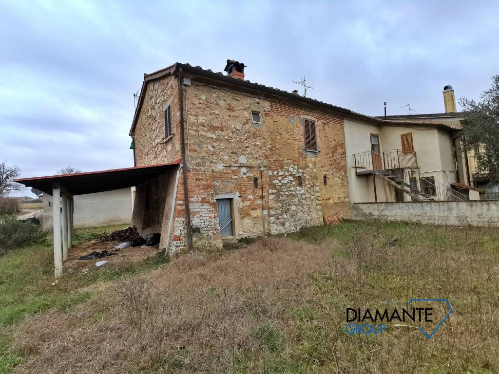 Casa indipendente a Castiglione del lago in Via Soccorso, 101 - Foto 4