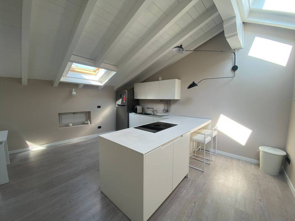 Appartamento a Cameri in Piazza Dante Alighieri - Foto 4