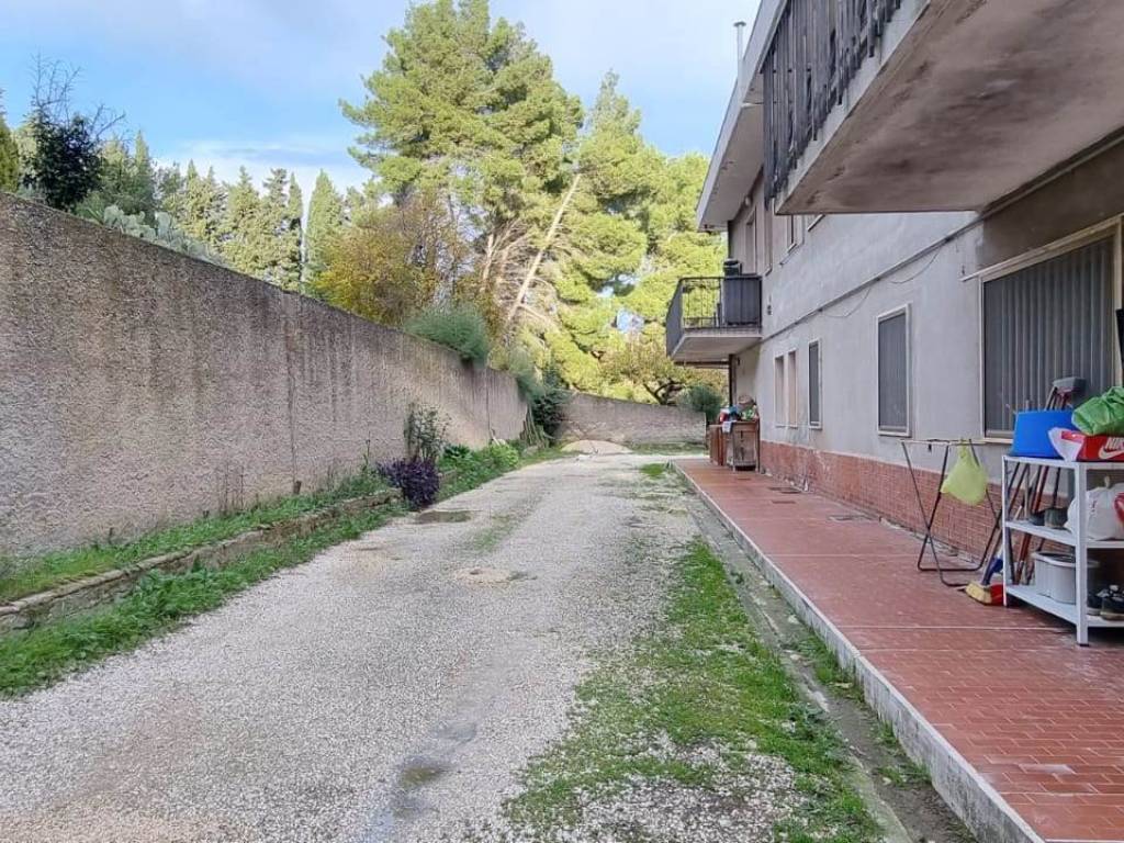Appartamento a Pescara in Strada Vallelunga - Foto 3