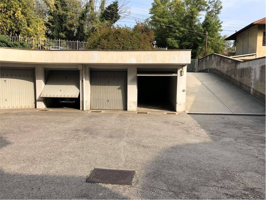 Box / garage a Gallarate in Corso Sempione, 36 - Foto 2