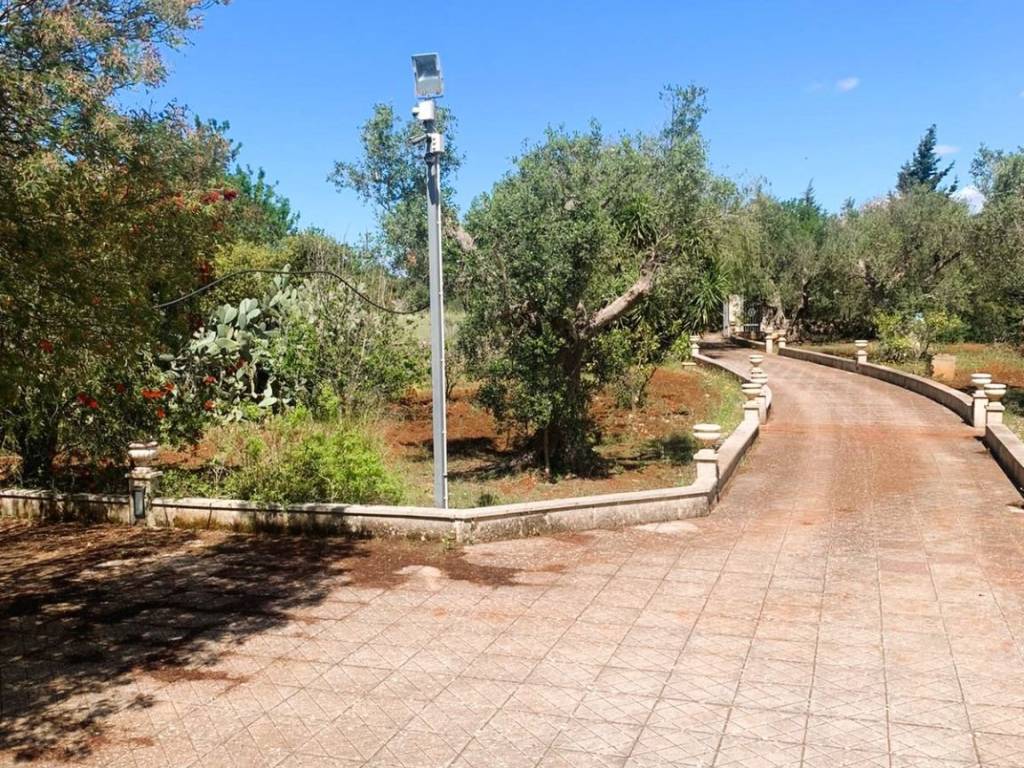 Casa indipendente a Neviano in Strada Comunale di Parabita - Foto 5