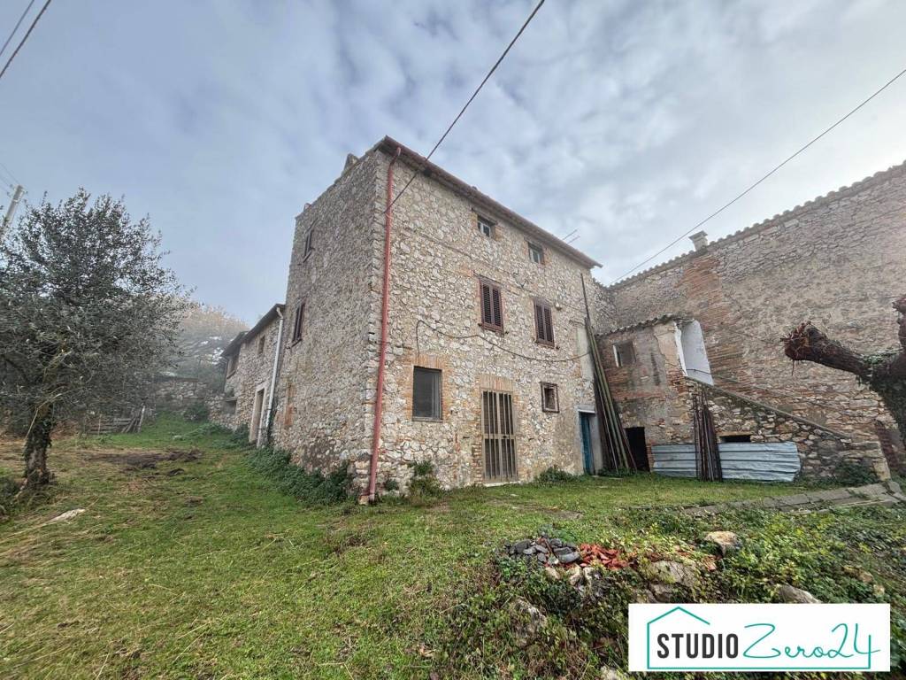 Rustico / casale a Guardea - Foto 4