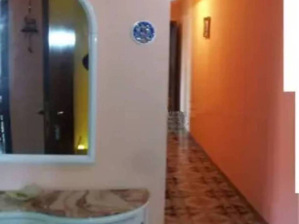 Appartamento a Melilli in Via Vittorio Emanuele - Foto 4