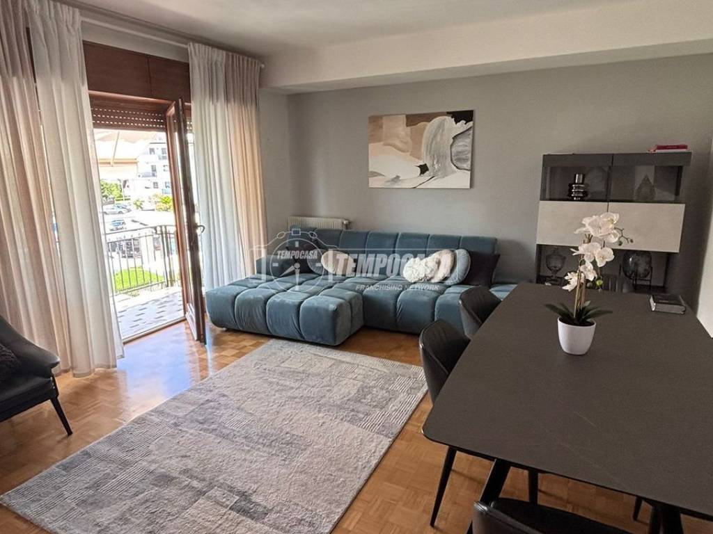 Appartamento a Ponte nelle alpi in Viale Dolomiti 42 - Foto 2
