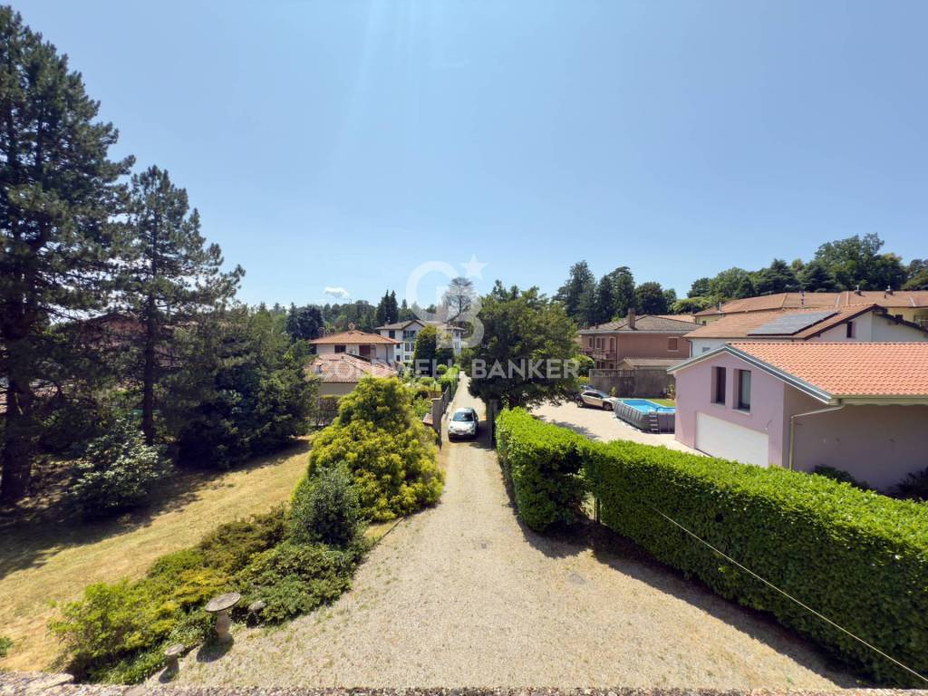 Villa a Casciago in Via Giuseppe Pozzi, 17 - Foto 2