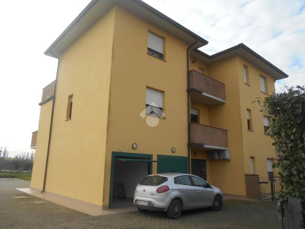 Appartamento a Lagosanto in Via valle sabbionchi, 77 - Foto 2