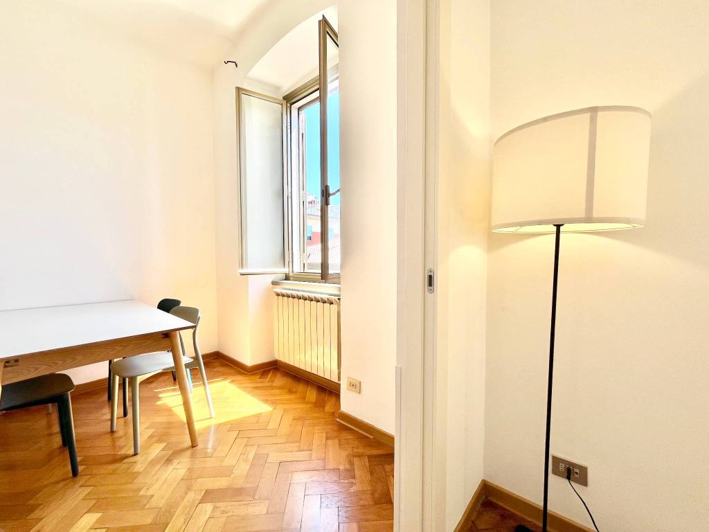 Appartamento a Trieste in Via Carlo e Giani Stuparich, 14 - Foto 2