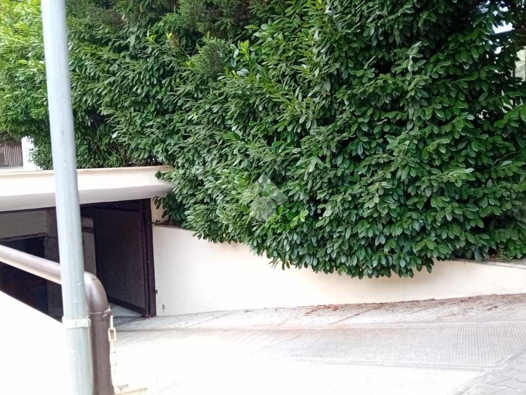 Box / garage a Avellino in Via Circumvallazione, 158 - Foto 2