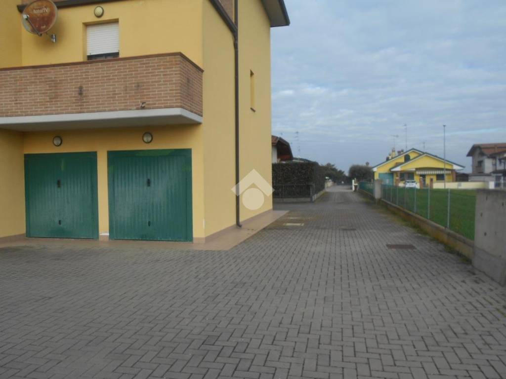Appartamento a Lagosanto in Via valle sabbionchi, 77 - Foto 2