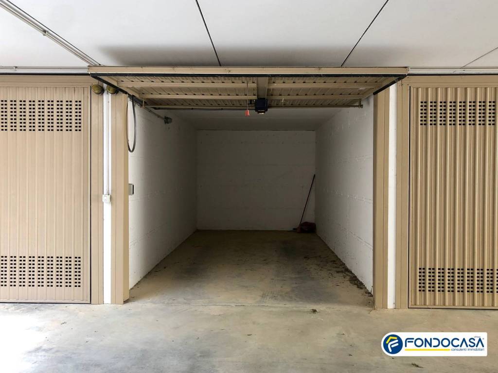 Box / garage a Loano in Via Aurelia - Foto 5